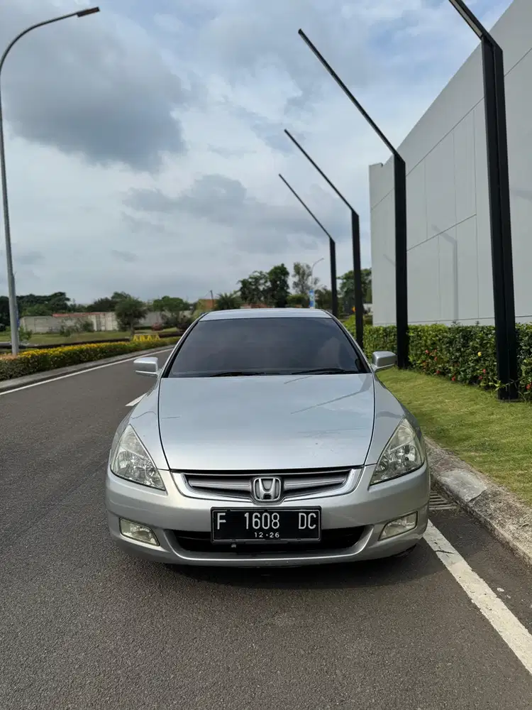 Honda Accord 2004 Bensin