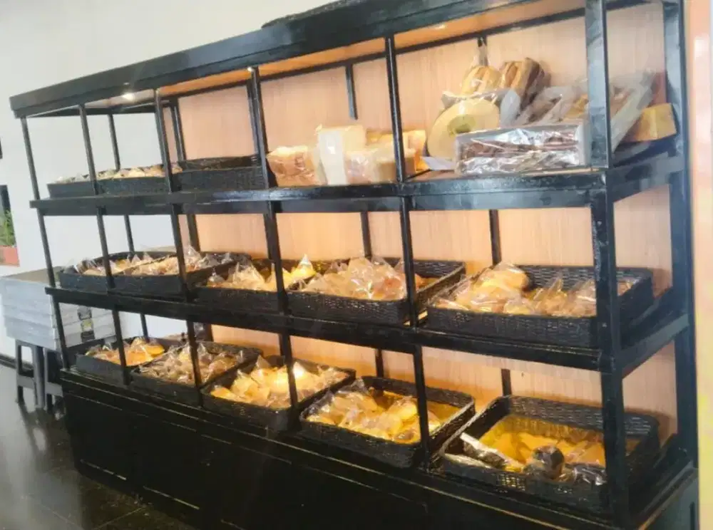 LEMARI RAK BEKAS ROTI ATAU AKSESORIS