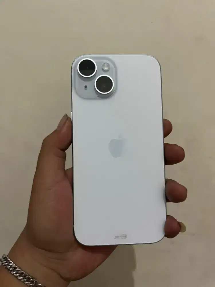 Iphone 15 128 blibli