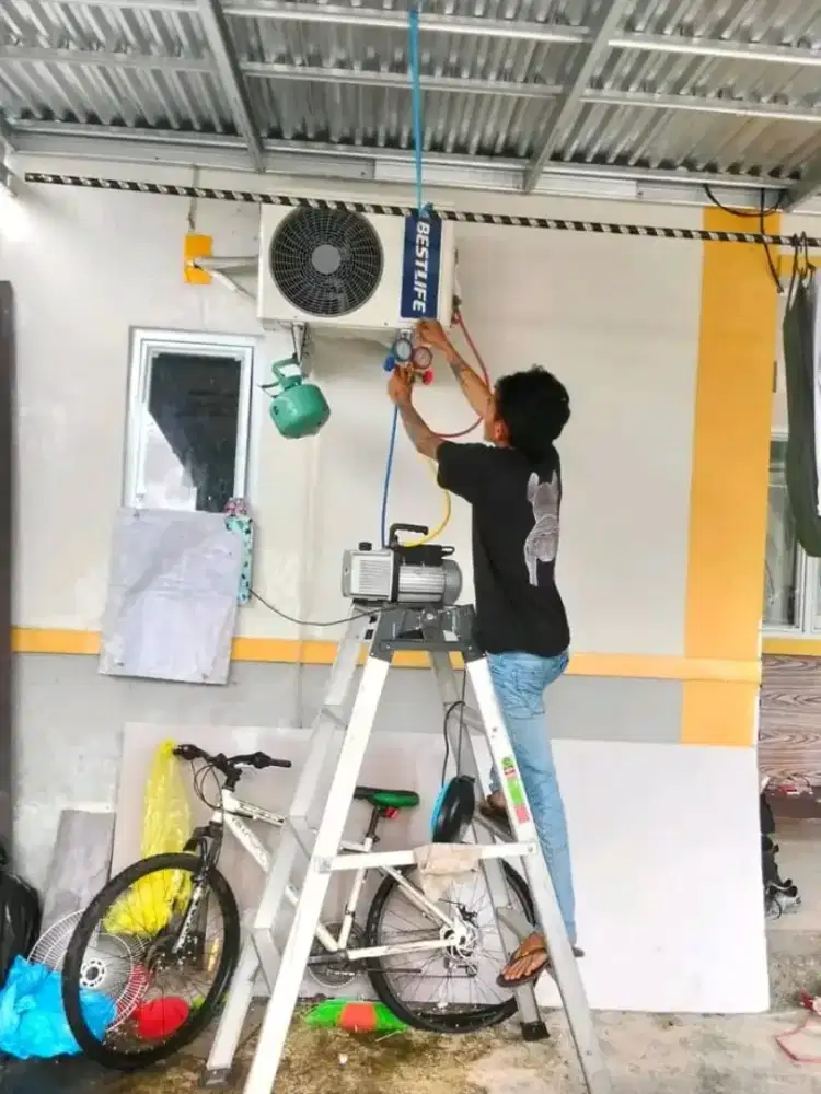 SERVICE AC KULKAS MESIN CUCI POMPA AIR BONGKAR PASANG AC