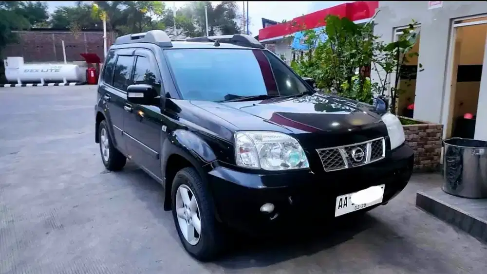Di Jual Mobil SUV Nissan Xtrail - Xt25. Type tertinggi