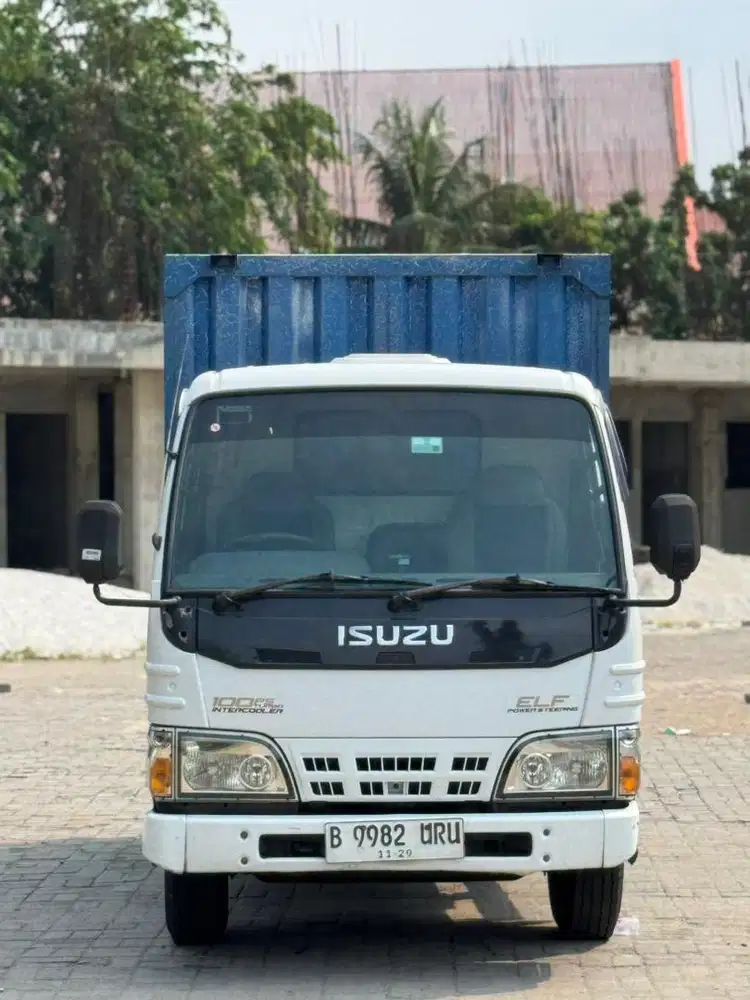 Isuzu elf box 2016 full original