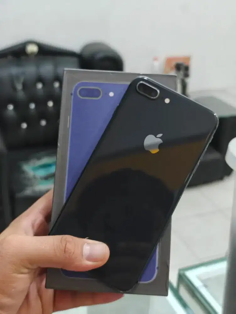 iPhone 8 plus 64GB permanen
