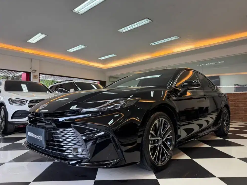 DP10% [Km1.000] Camry HEV Hybrid 2025 Black #AUTOHIGH