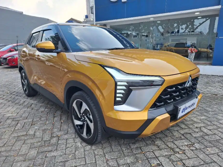 LOW DP Mitsubishi XForce 1.5 Ultimate Bensin-AT 2023 RYA