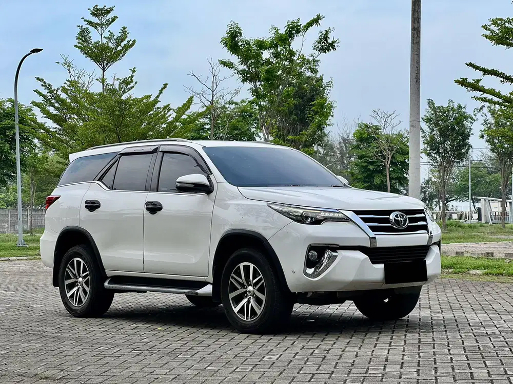 Toyota Fortuner vrz pmk 2017