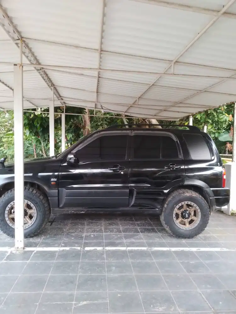 Suzuki Escudo SE 420-2WD-Automatic Transmission