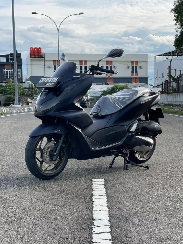DP 500 RIBU Honda Pcx 160 Abs Tahun 2023 Cash/Kredit