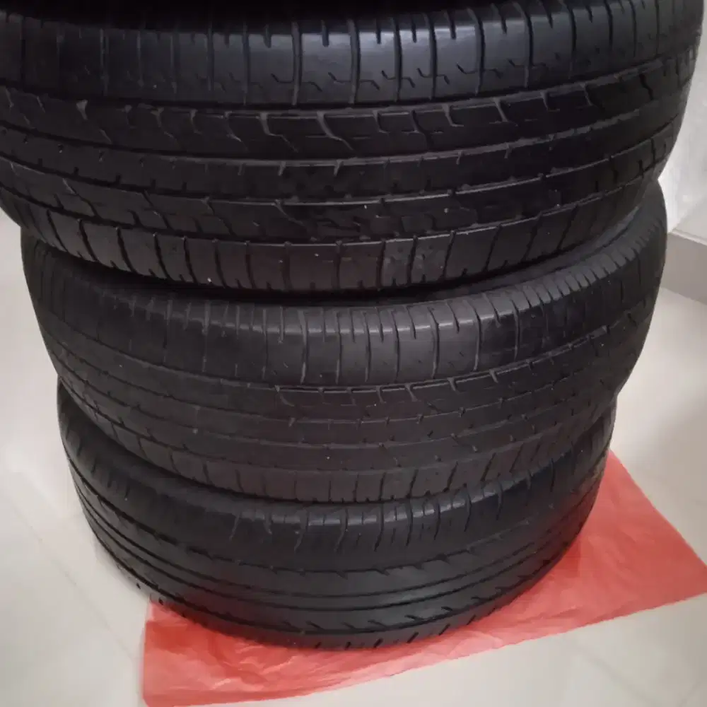 Ban Mobil Copotan Innova Luxio Panther Kijang 205/65/R15