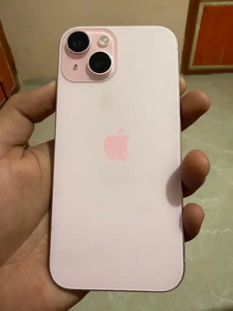 iPhone 15 basic wifi only