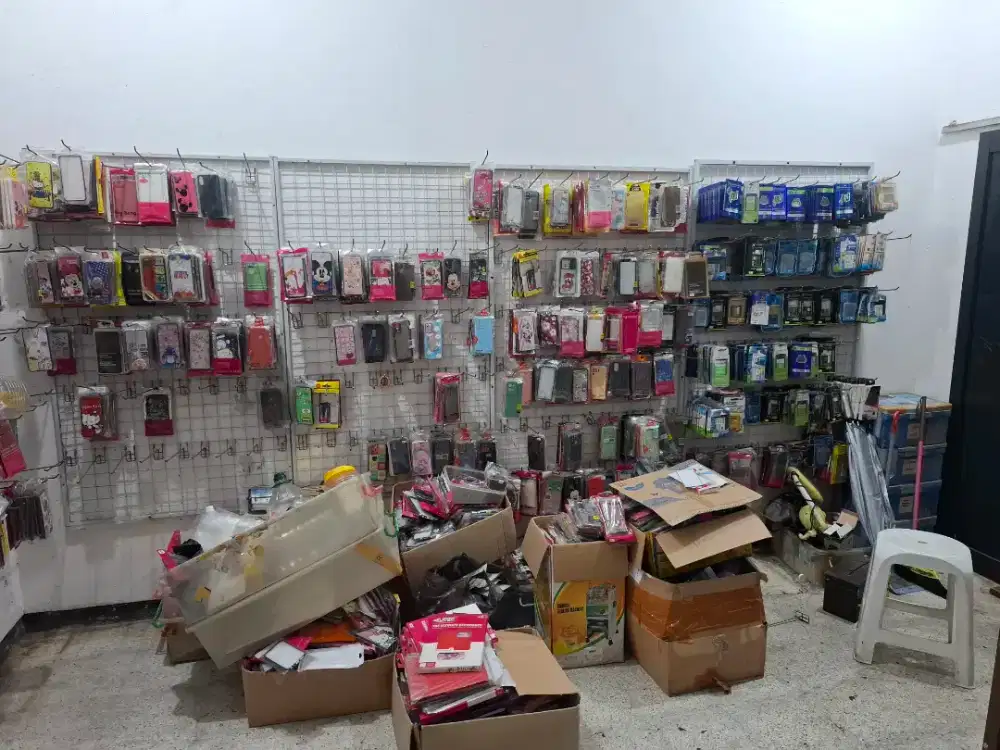 Borongan aksesories hp dan etalase batre tempered dll