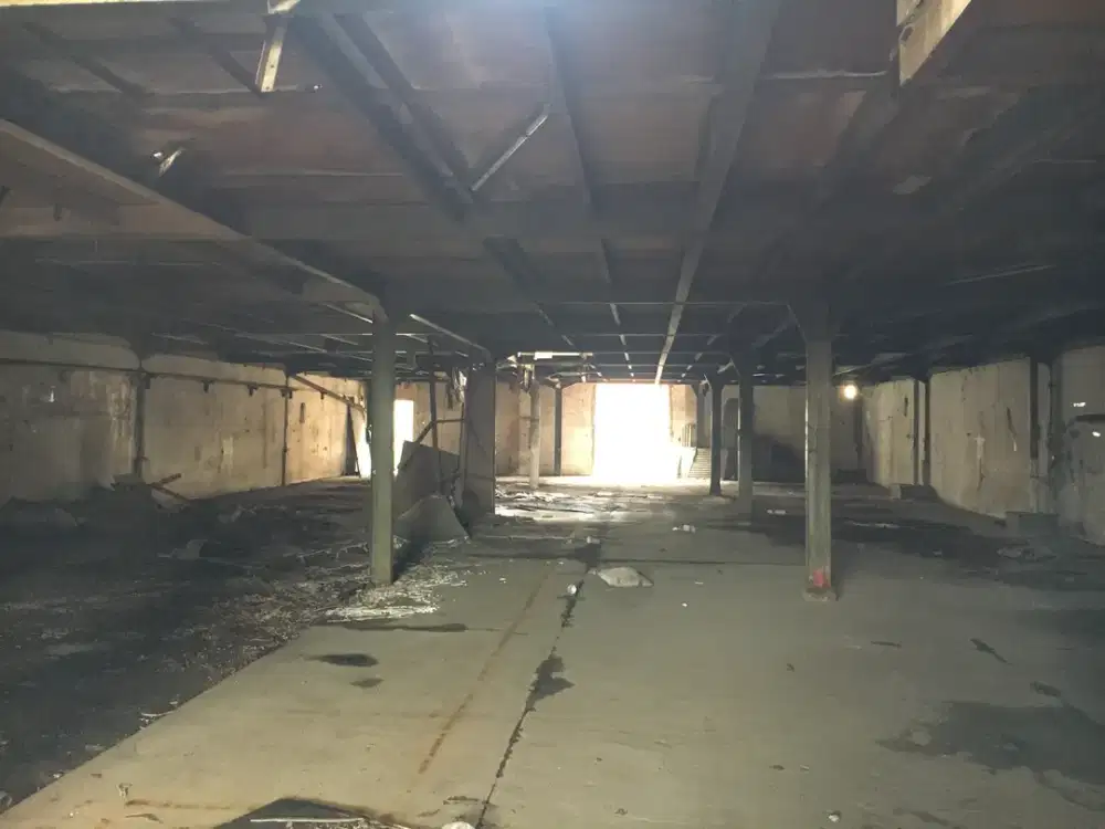 Gudang di Komplek Pergudangan Miami