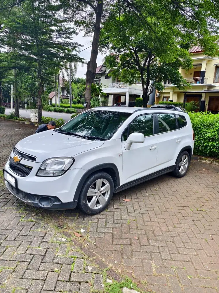 Chevrolet Orlando 2012 Bensin