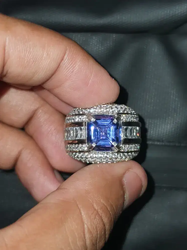 Natural Tanzanite 3,07Crat