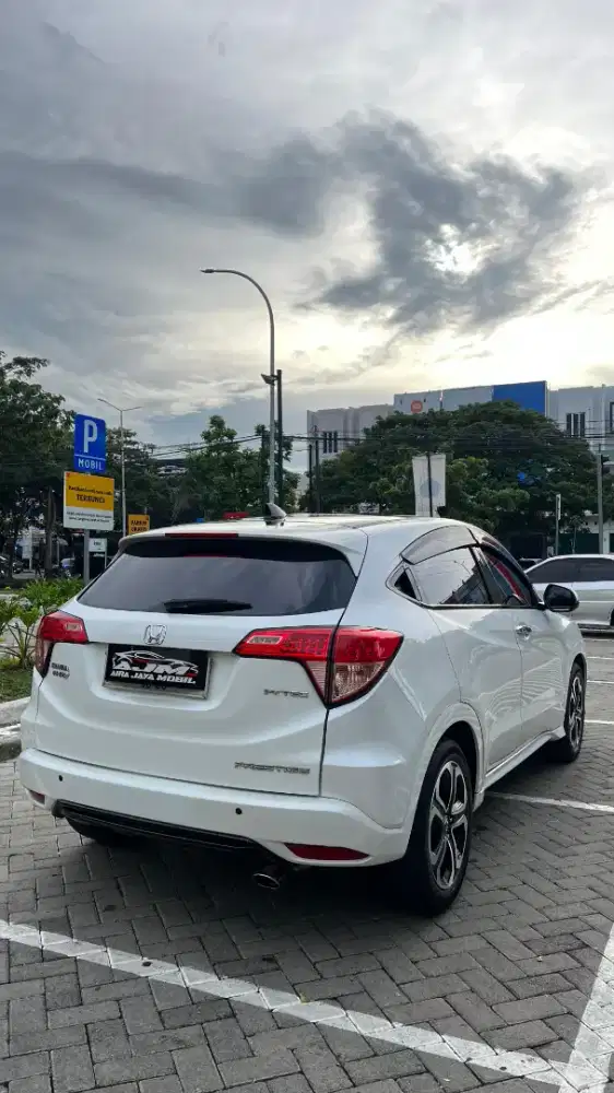 Honda Hrv prestige 2018 metic