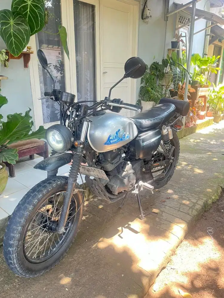 Kawasaki W175 SE