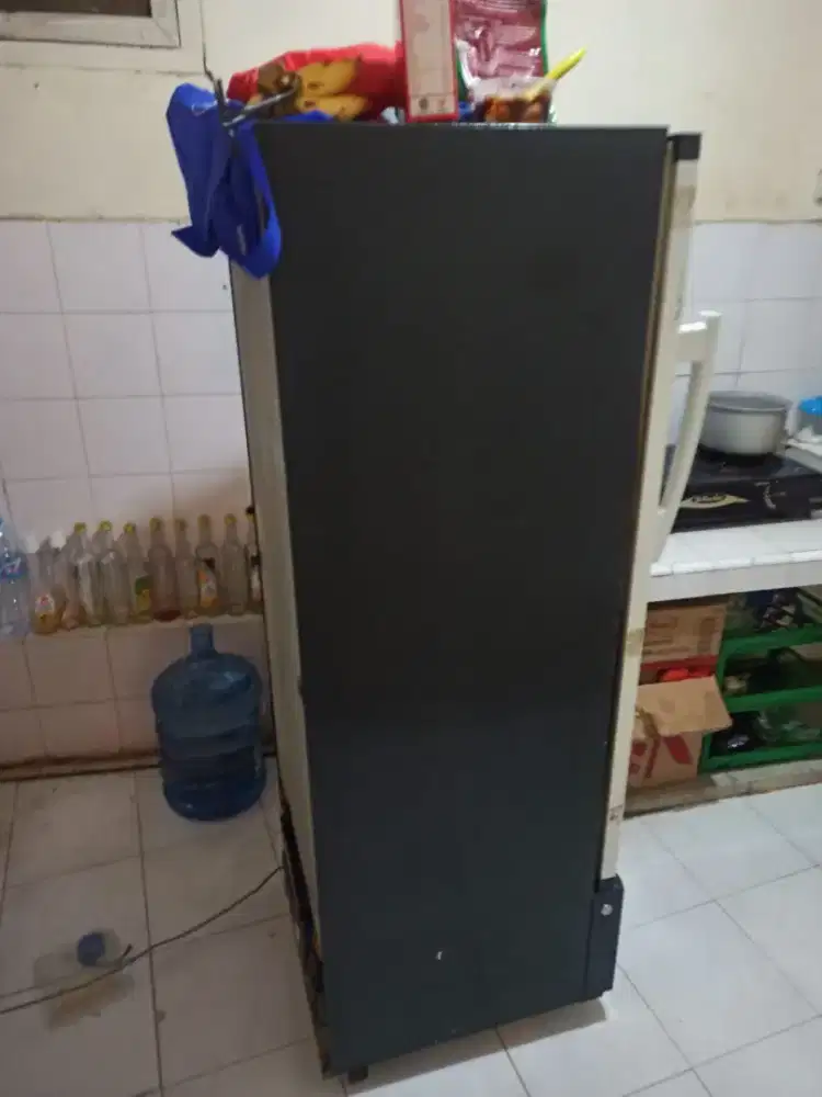 Jual kulkas showcase/chiler/freezer