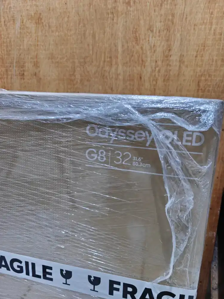 Samsung 32 Odyssey OLED G8 G80SD UHD 240Hz Gaming Monitor