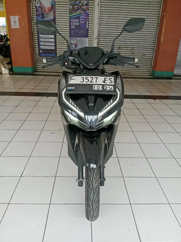 Dijual motor Honda Vario 125 cbs isss 2019