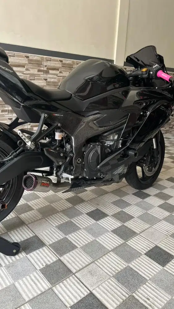 Knalpot ZX25r ProSpeed Fullsystem Underbally Original