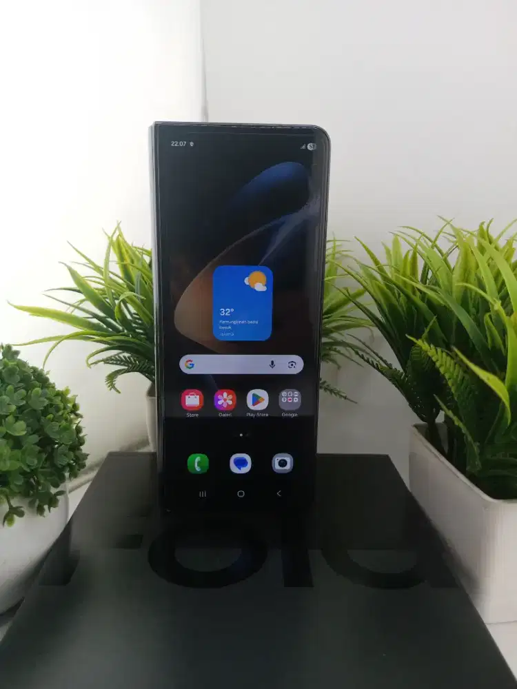 Samsung galaxy FOLD 4 12/256 Resmi sein
Kelengkapan fullset