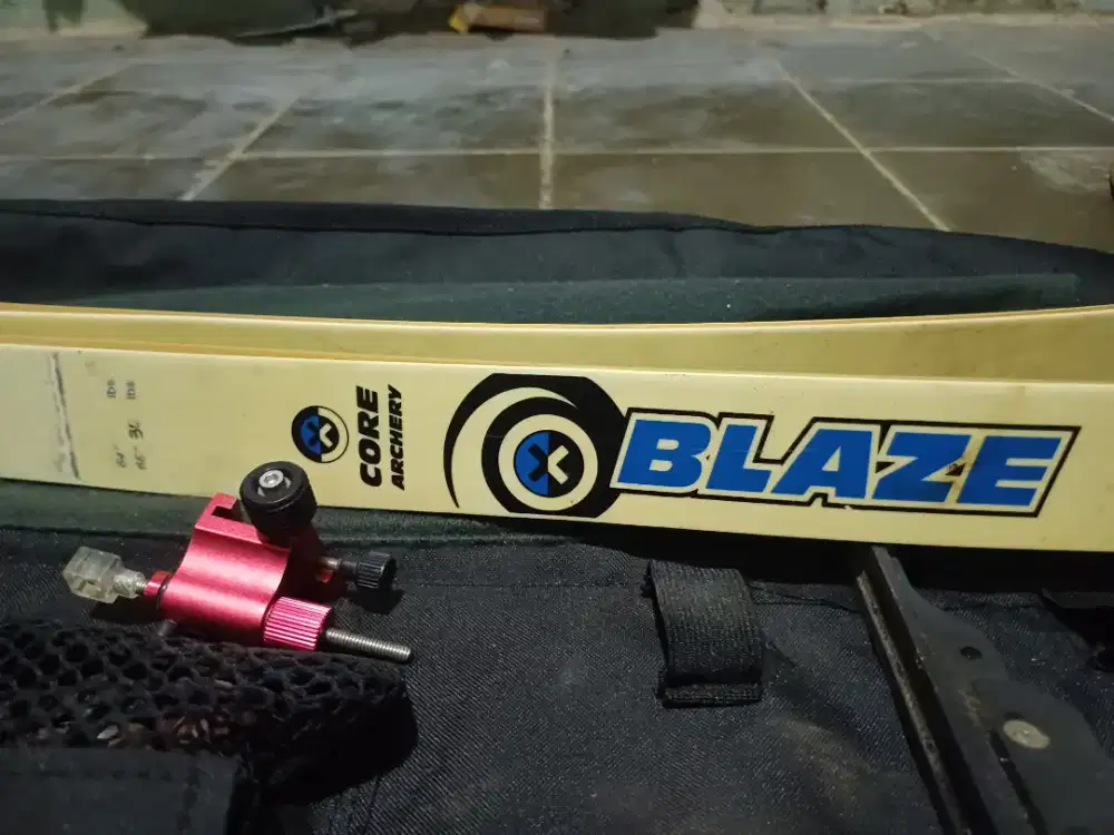 Recurve Bow 30lbs Core Blaze