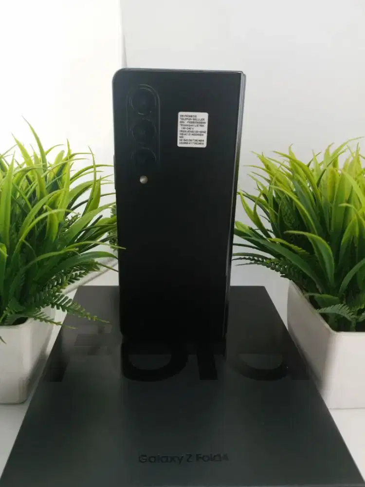 Samsung galaxy FOLD 4 12/256 Resmi sein