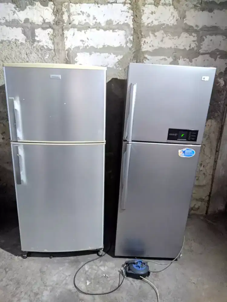 Kulkas 2 pintu besar