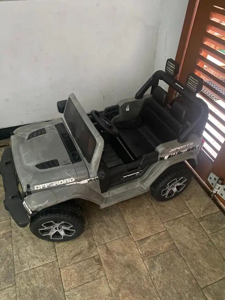 Jeep aki mainan anak