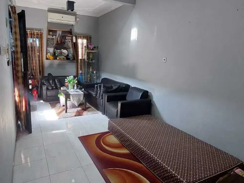 Rumah Bagus Murah  dekat kampus UNISRI Joglo Banjarsari Solo