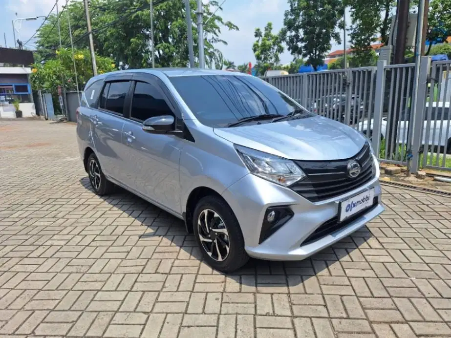 LOW DP Daihatsu Sigra 1.2 R Bensin-MT 2025 HZD