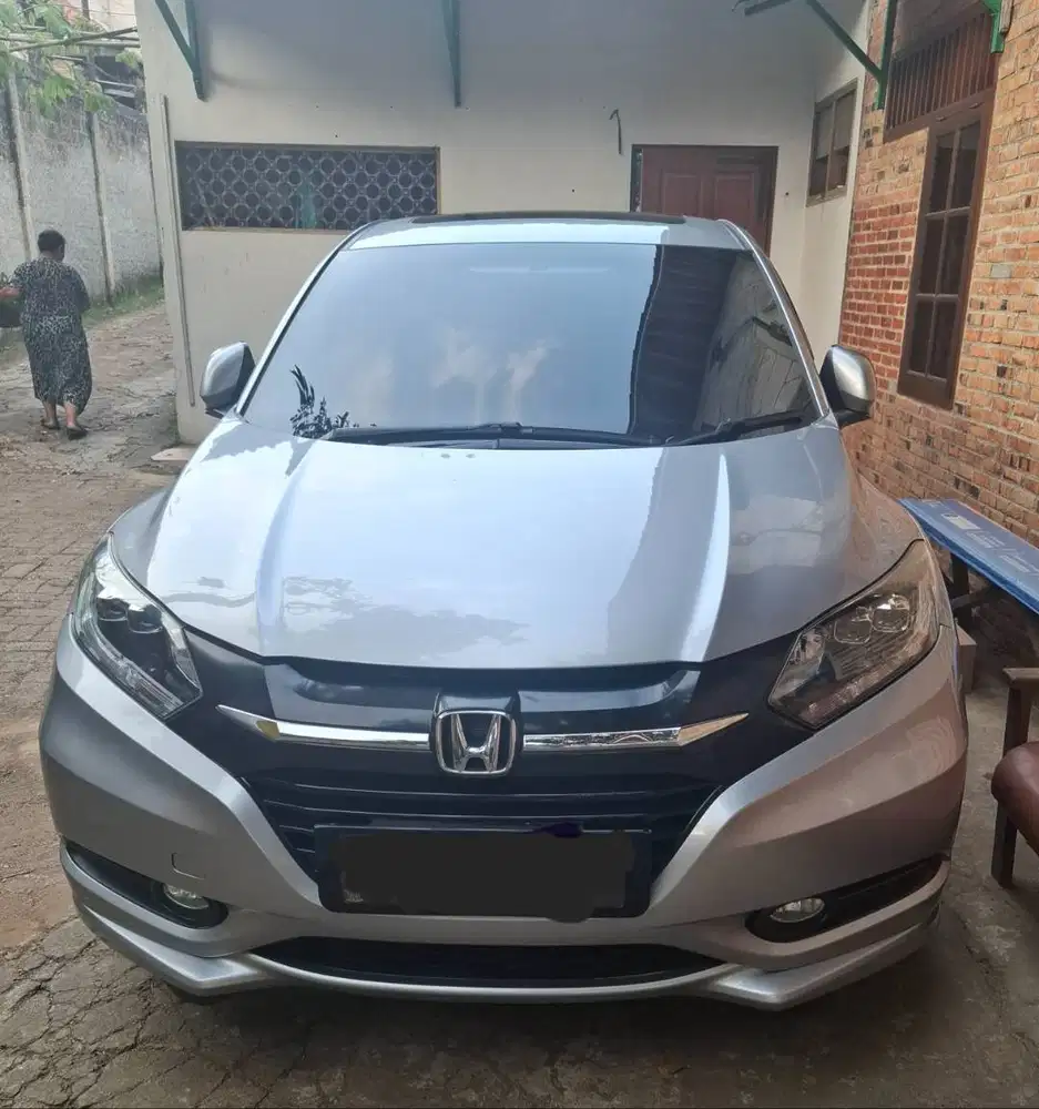 Dijual honda hrv prestige tahun 2017