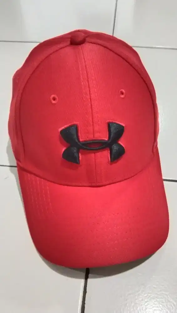 Black Red UA Cap