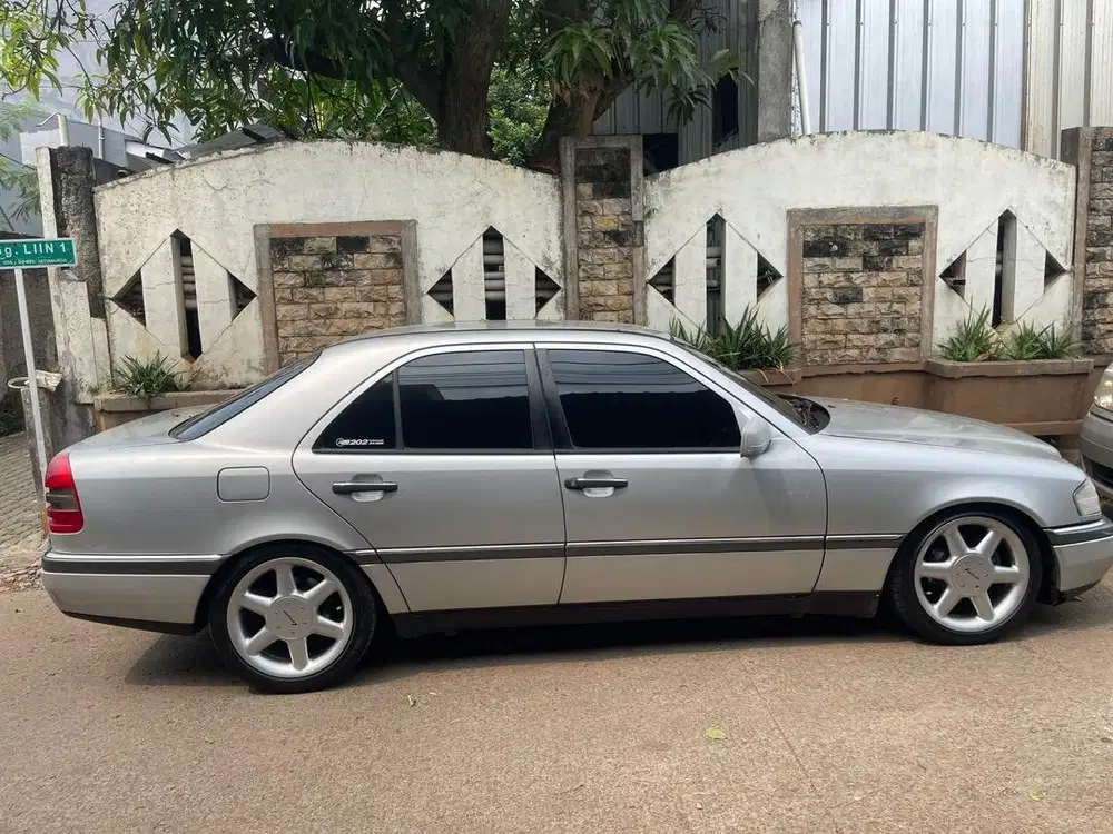 Mercedes-Benz C200 1997 Bensin