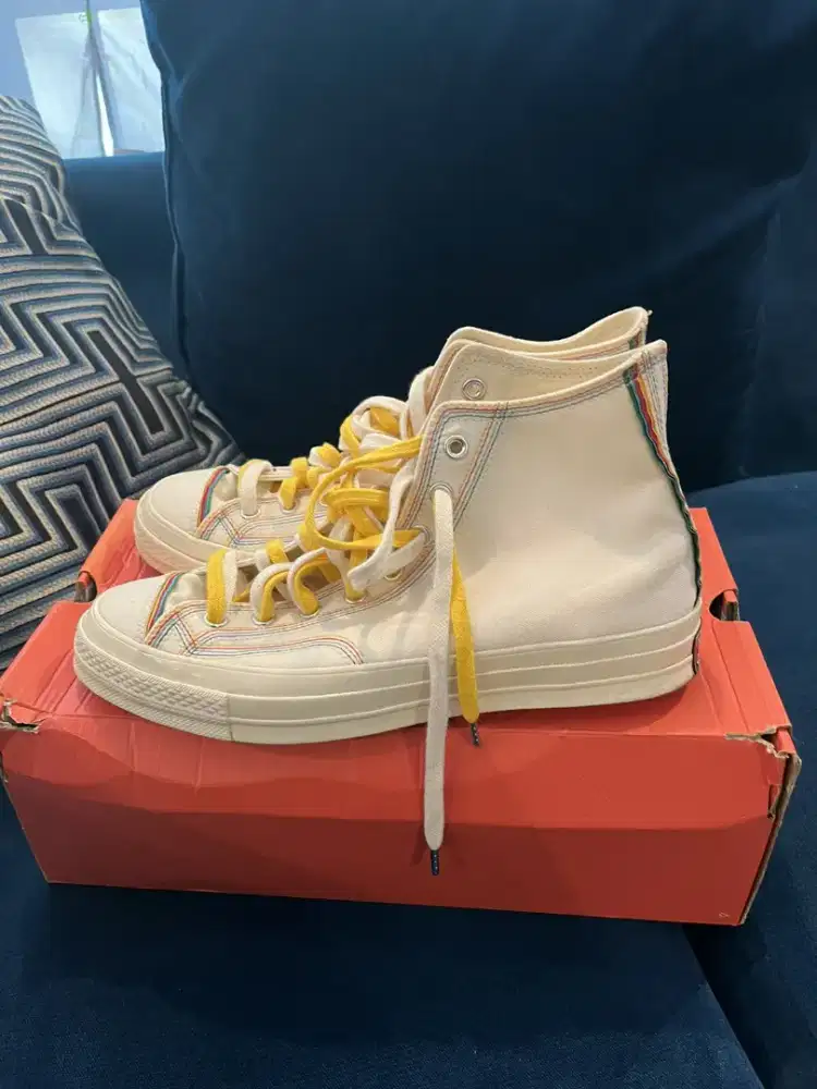 sepatu original Converse Chuck 70 High Layers Egret.