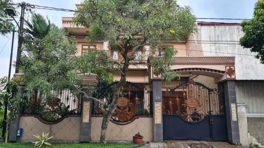 RUMAH MEWAH DIJUAL MURAH Poros Kendalsari Soekarno Hatta