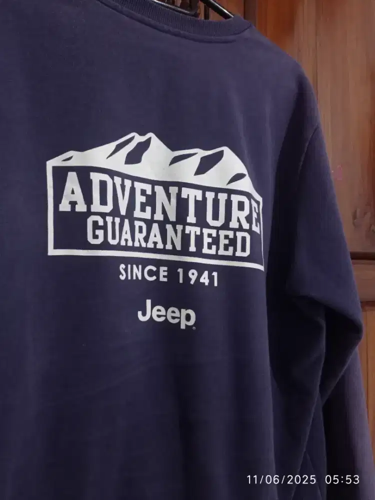 Dijual sweater orisinil JEEP.