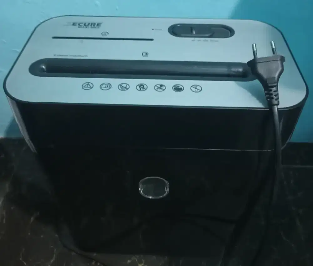 Mesin pencacah kertas