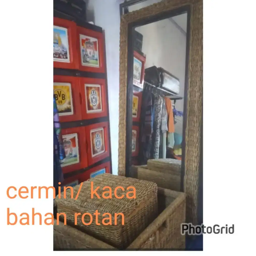 Kaca hias bahan rotan