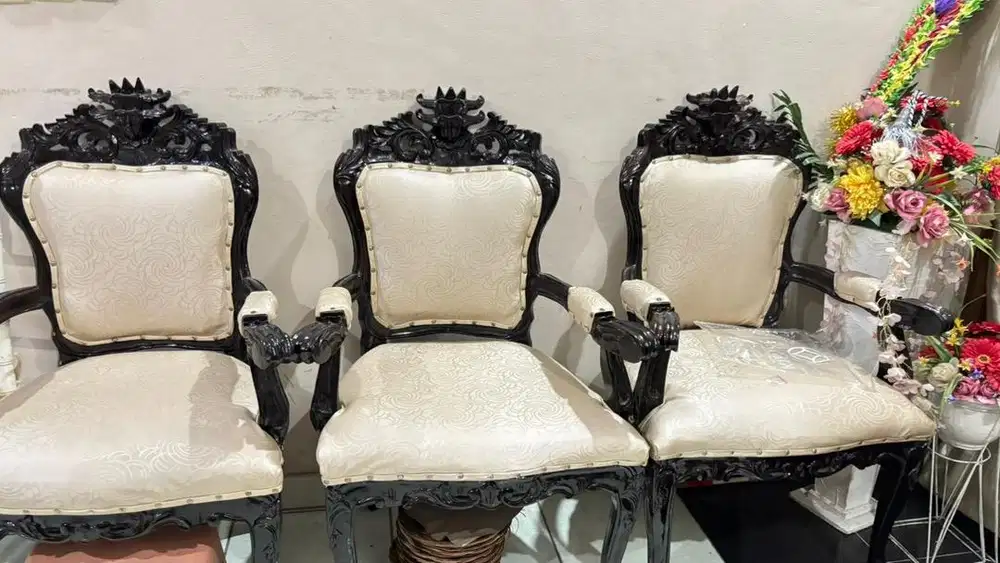 Bangku| Sofa ruang tamu| Bangku penganten| Wedding Decor