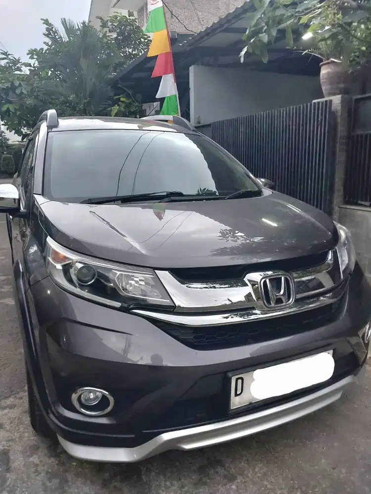 Dijual Honda BRV E Prestige 2017. AT. Abu Metalik. (Untuk Pemakai)