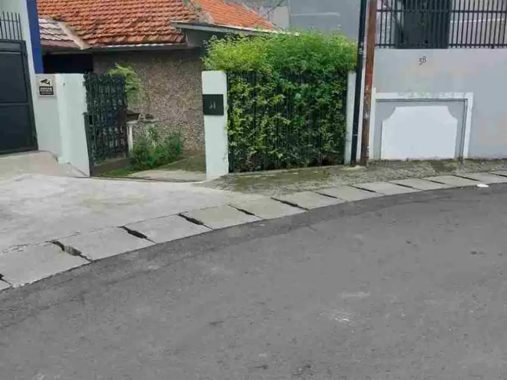 Dijual Rumah hitung Tanah di Batu Ampar Condet Jakarta timur