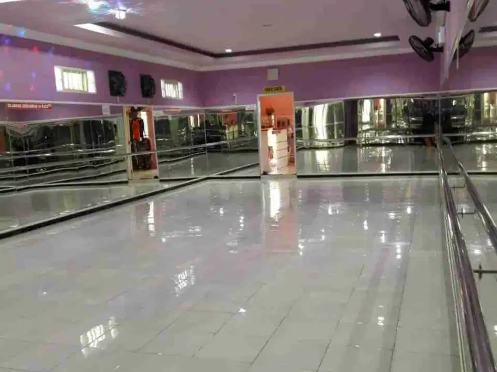 Dijual Rumah Usaha Petemon Surabaya