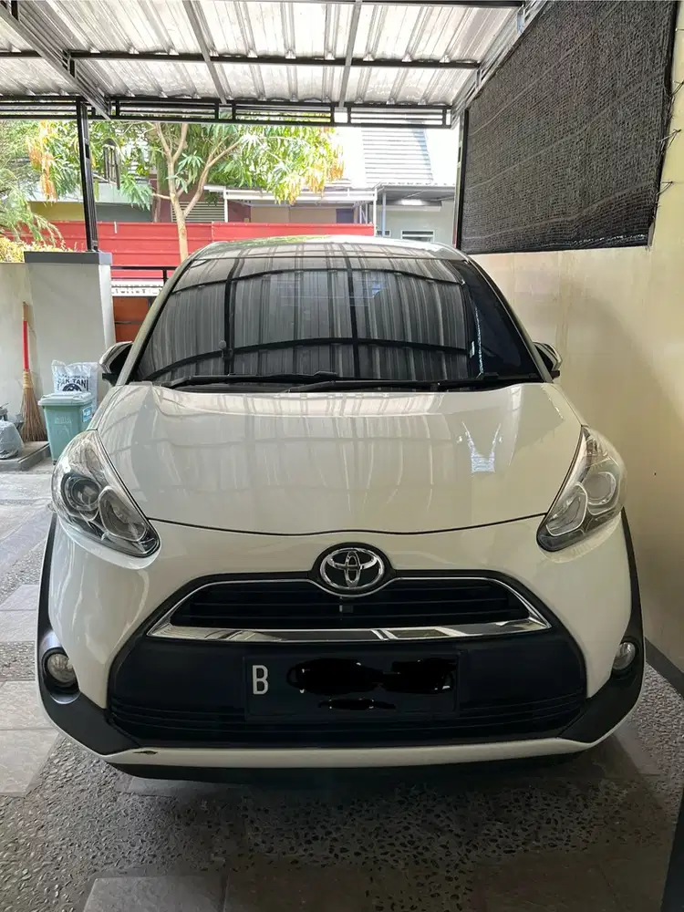 Toyota Sienta 2016 Bensin