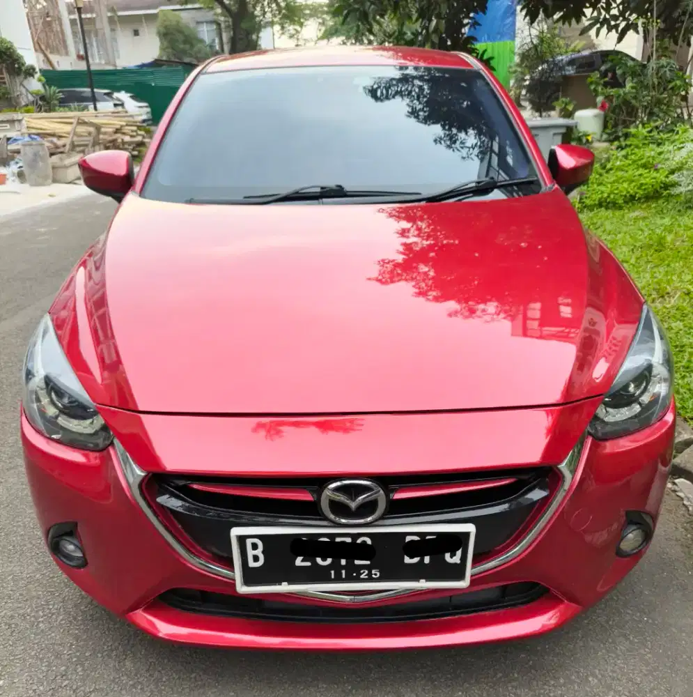 Mazda 2 GT skyactive 2015