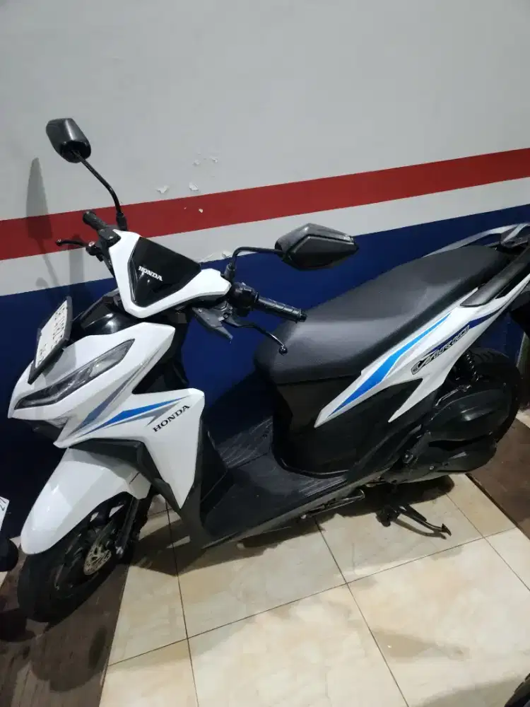 Vario 125 f1 2019 putih reteng pisah kredot dp500rb atau tunai Gbm