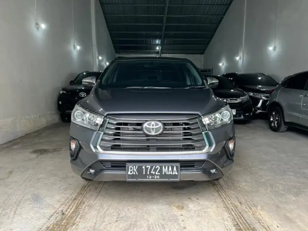 toyota innova reborn V diesel manual 2021