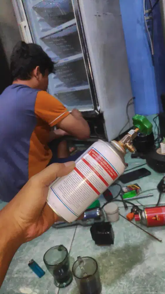 Jasa service Kulkas, Freezer, Chiller dan Showcase