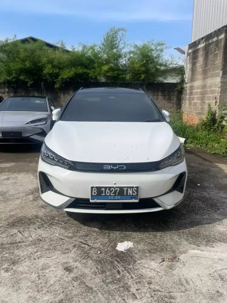 BYD M6 2024 Listrik