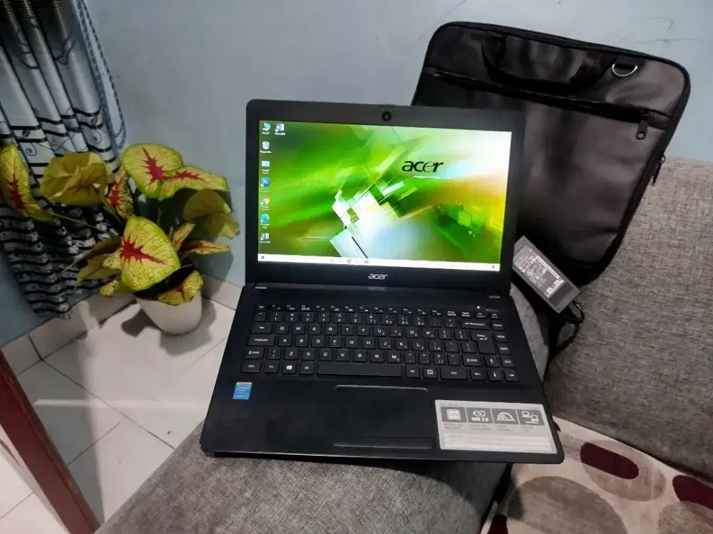 Laptop Acer Aspire One 14